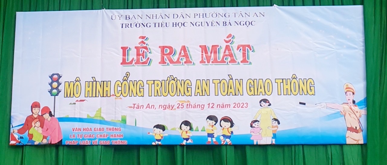Nhân rộng mô hình 'Cổng trường An toàn giao thông'